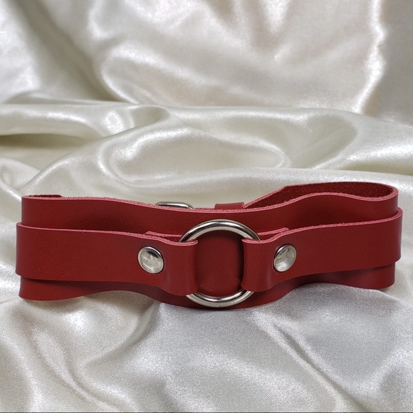 Layer Leather Caged Frame O Burgundy Choker - Picture 1 of 8